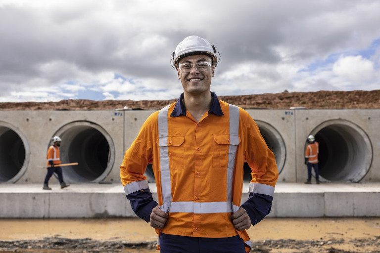 Pipeline worker